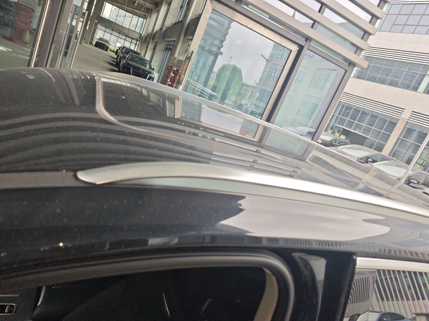 Hongqi HS7 PHEV 2024 2.0T PHEV Four-Wheel Drive Flagship Edition 6 Seats — снимка 7