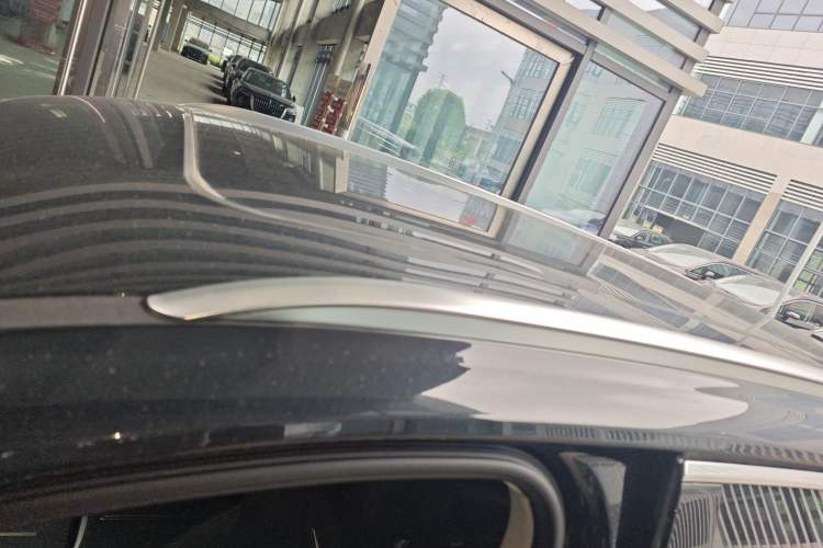 Used Hongqi HS7 PHEV 2024 2.0T PHEV Four-Wheel Drive Flagship Edition 6 Seats Roof