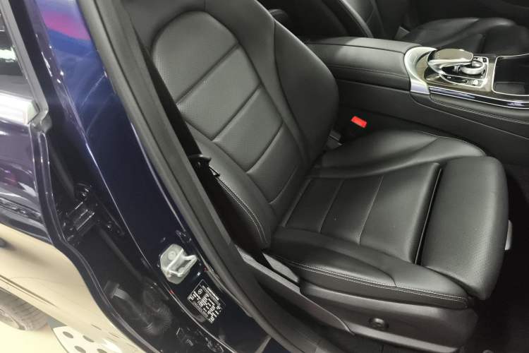 Used Mercedes-Benz GLC 2019 GLC 260 4MATIC Dynamic Edition