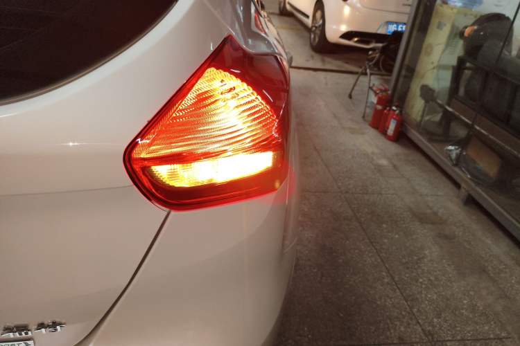 Used Ford Focus 2018 Hatchback Classic EcoBoost 180 Automatic Elite Model