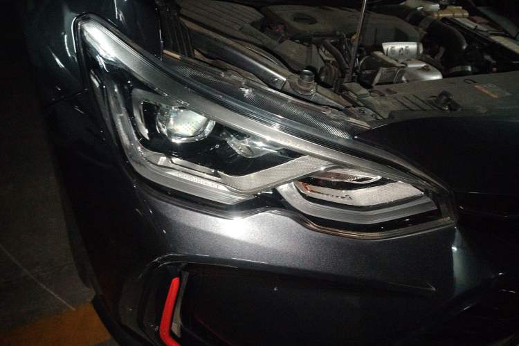 Used Chevrolet Orlando 2020 Light Hybrid Redline 530T Automatic Enjoyment Edition (5+2 Models)