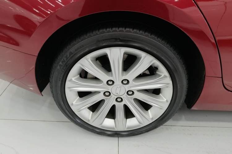 Used Cadillac ATS-L 2017 28T Tech Edition Right Rear Wheel Hub