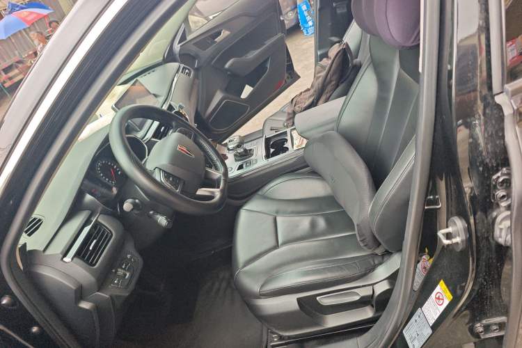 Used Hongqi H5 2022 Classic Model 1.5T DCT Flagship Edition Left Front Seat