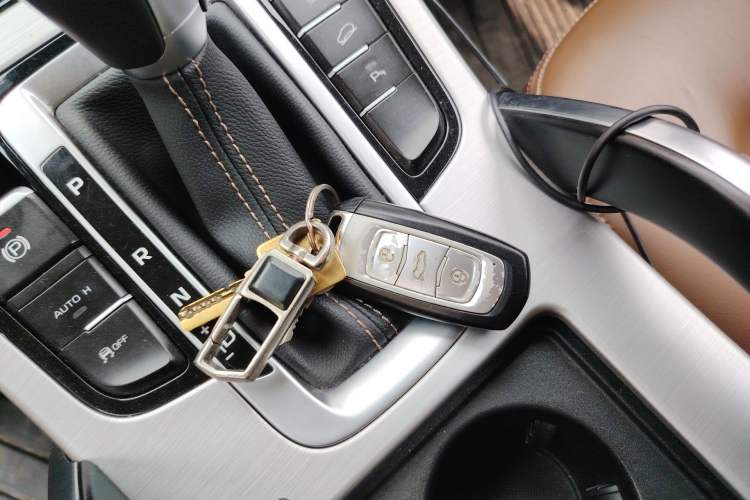 Used Geely Auto Emgrand X7 Sport 2016 1.8TD Automatic Smart Model
