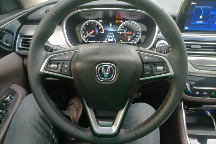 Used CHANGAN Raeton CC 2018 1.5T Automatic Zhiya Model China V Standard
