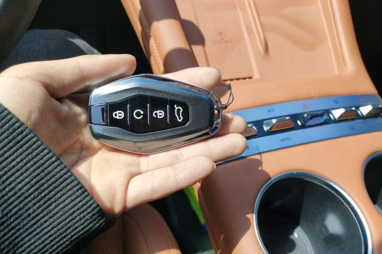 Used JETOUR X70L 2026 Model—2.0TD Automatic Flagship, 7-seater