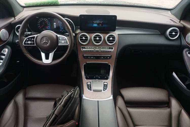 Used Mercedes-Benz GLC 2022 Refreshed GLC 300 L 4MATIC Dynamic Edition