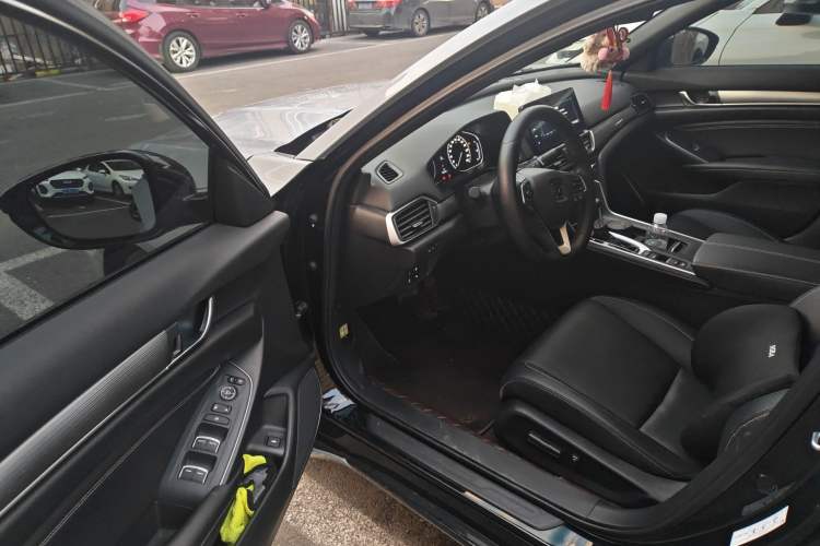 Used Honda Inspire 2023 260TURBO Deluxe Edition Driver Seat