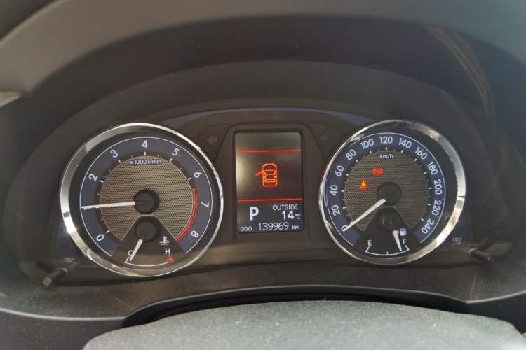 Used Toyota Corolla 2014 1.6L CVT GL-i Leather Edition Instrument Cluster