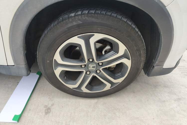 Used Honda XR-V 2017 1.8L EXi CVT Comfort Version Right Front Wheel Hub