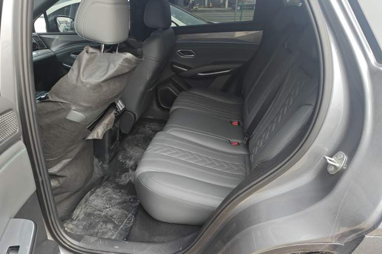 Used BYD Song L DM-i 2025 Intelligent Driving Version 112 km Beyond-Range Type
