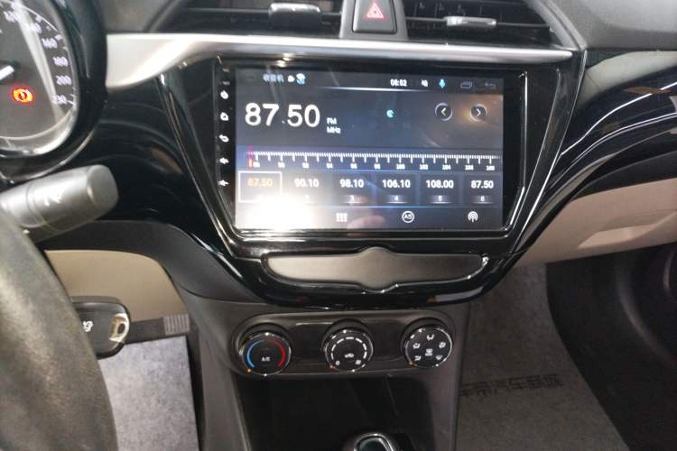 Used Buick Excelle 2020 15N CVT Elite Edition Audio And AC Panel