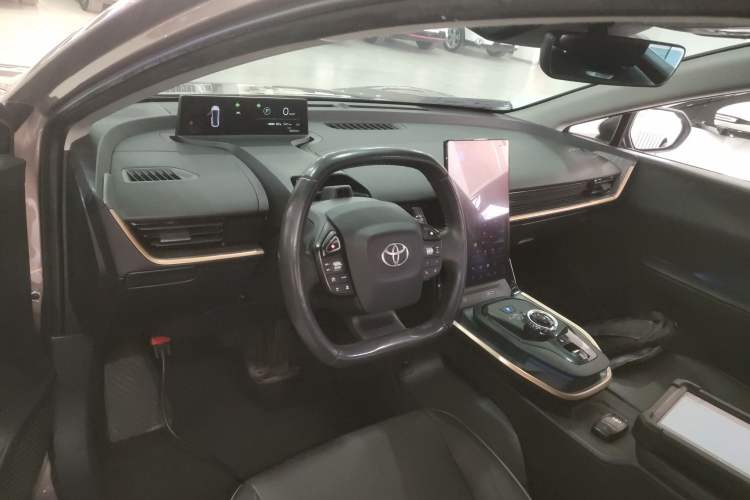 Used Toyota bZ3 2023 616 km Long-Range Premium
