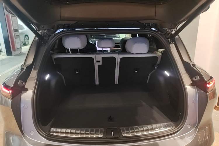 Used Nio ES6 2025 75 kWh
