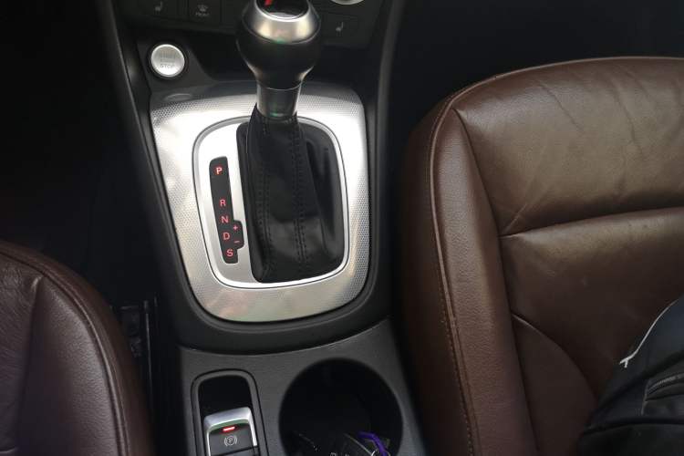 Used Audi Q3 2015 35 TFSI Comfort Model
