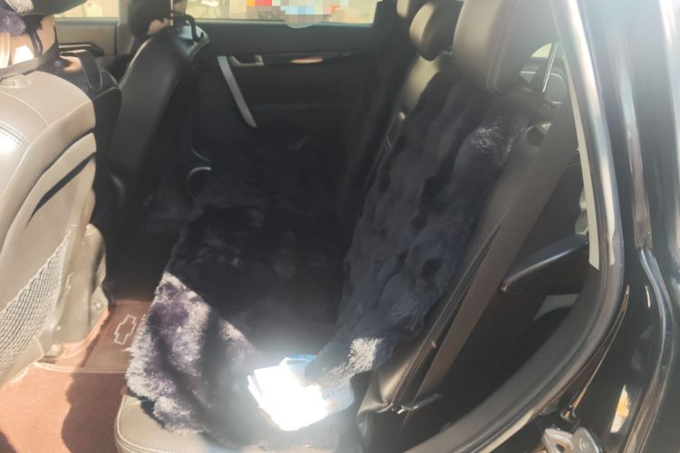 Used Chevrolet Captiva 2014 2.4L Two-Wheel Drive Urban Version 7 Seats Left Rear Seat