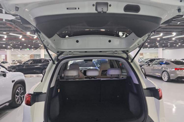 Used BYD Yuan UP 2025 Intelligent Driving Version 401 KM Dynamic Edition