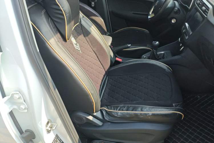 Used MG ZS 2020 Global Bestseller with 1.5L Engine Manual Transmission and a Massive 65-Inch Panoramic Sunroof Version