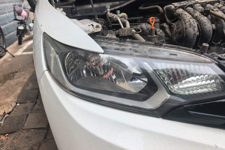 Used Honda Fit 2016 1.5L SES CVT Fashion Sunroof Edition Right Front Headlight