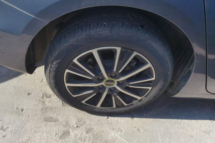 Used Roewe i5 2021 Revised Version 1.5L CVT Diamond Edition
