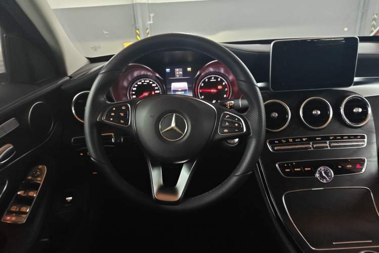 Used Mercedes-Benz C-Class 2016 C 200 L Sport Edition Steering Wheel