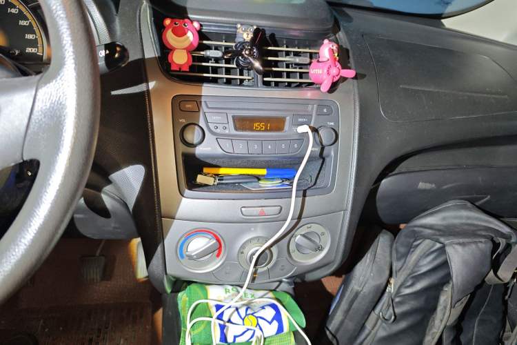 Used Chevrolet Sail 2013 Sedan 1.2L Manual Fashionable Happiness Edition