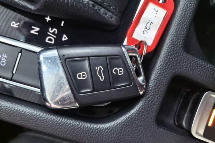 Used Volkswagen FAW-Volkswagen CC 2021 380TSI Striking Edition
