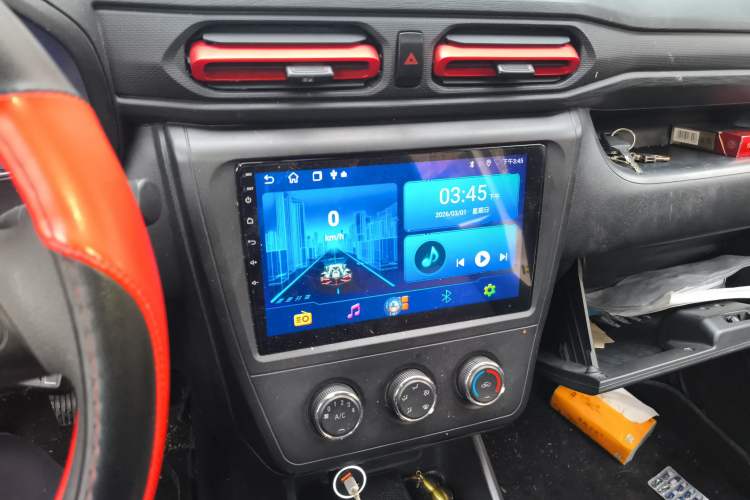 Used Dongfeng Fengon 380 2022 1.5L Comfort-Class Passenger Vehicle (Spiral Spring) – 7 Seats