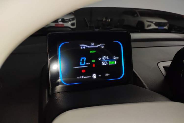 Used CHANGAN NEVO Lumin 2026 Model Treasure Edition 205km Passionate Beige Ningde Instrument Cluster