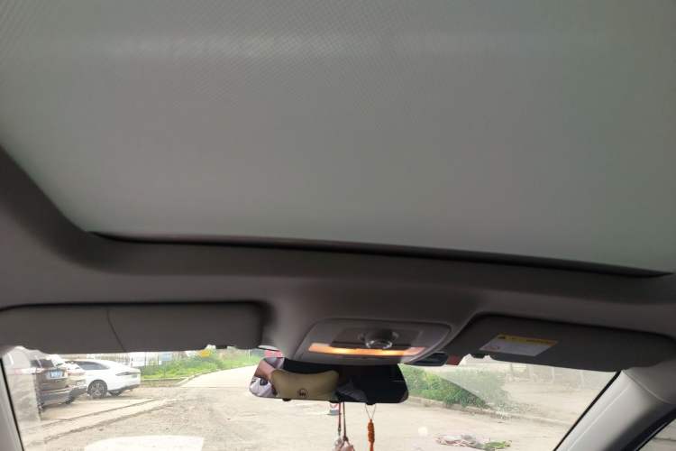 Used Roewe RX5 2020 20T Automatic 4G Connect Superior Flagship Edition Headliner