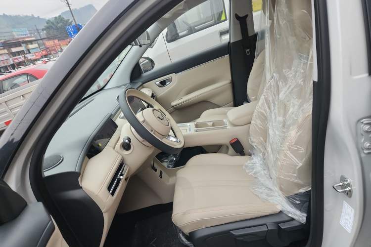 Used Wuling Bingo S 2025 Model 430km Deluxe Edition