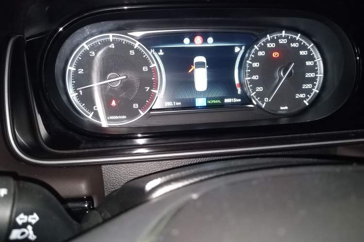Used GAC Trumpchi M6 2019 270T DCT Luxury Edition (6-seater) China VI Instrument Cluster