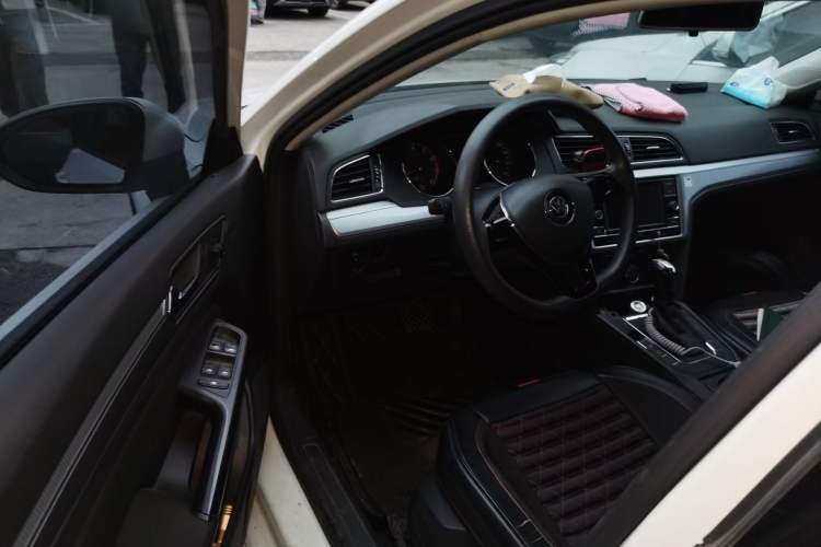 Used Volkswagen Lamando 2017 230TSI DSG Fashion Edition