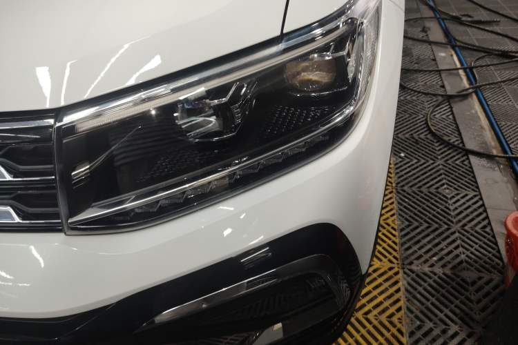 Used Volkswagen T-Cross 2023 280TSI DSG Luxury Edition Left Front Headlight