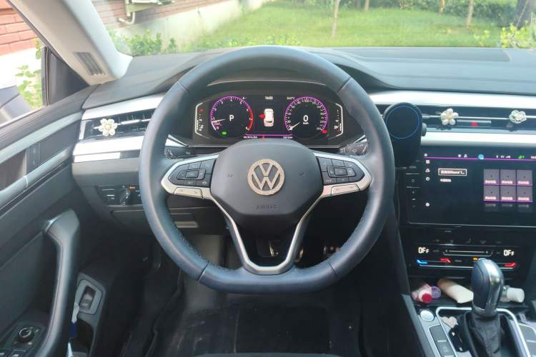 Used Volkswagen FAW-Volkswagen CC 2023 Adventure Vehicle 330TSI Hunter Vision Edition Steering Wheel