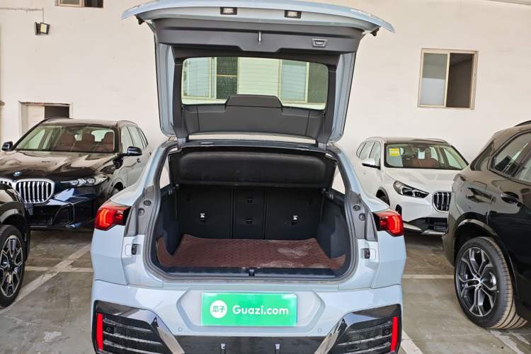 Used BMW X2 2024 sDrive25i M Sport Package Trunk