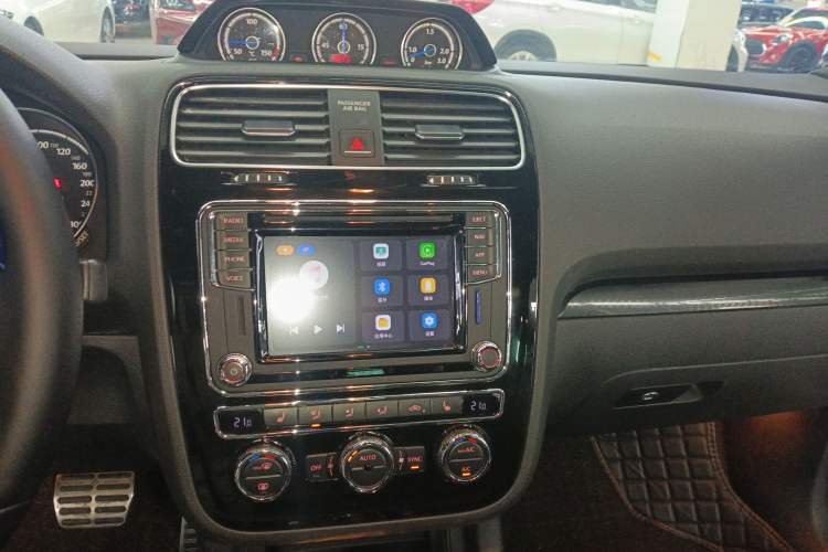 Used Volkswagen Scirocco 2015 R 2.0TSI
