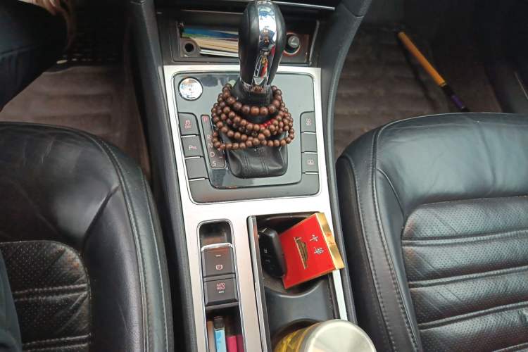 Used Volkswagen Passat 2014 1.8TSI DSG Prestige Edition Gear Lever