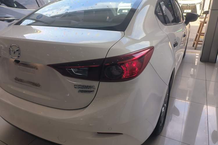 Used Mazda Mazda 3 Axela 2017 Sedan 1.5L Automatic Comfort Model Emission Standard China V