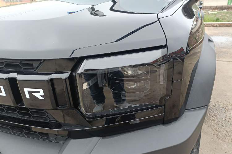 Used JETOUR Traveler 2023 1.5T Two-Wheel Drive Discovery PRO Left Front Headlight