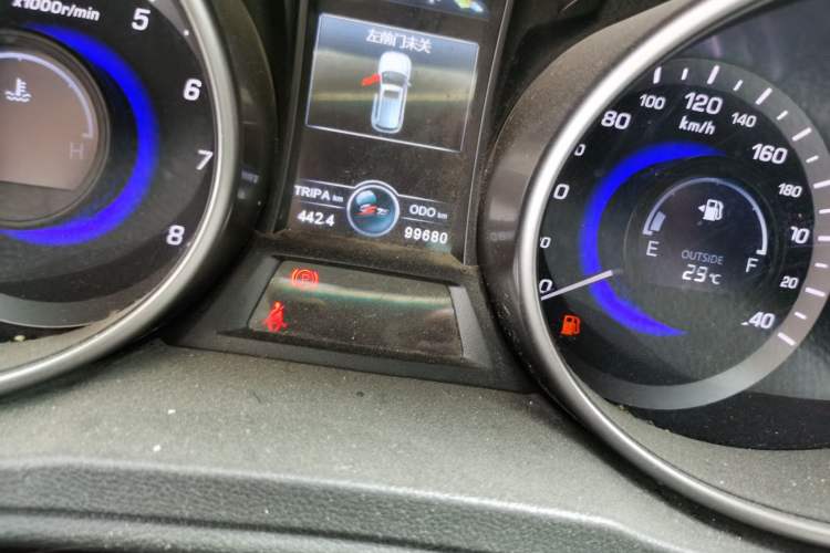 Used CHANGAN CS75 2017 Shangku Edition 1.5T Manual ZhiXiang Model
