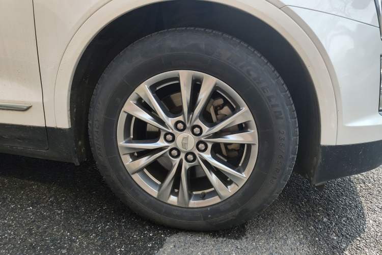 Used Cadillac XT5 2020 28T Luxury Version