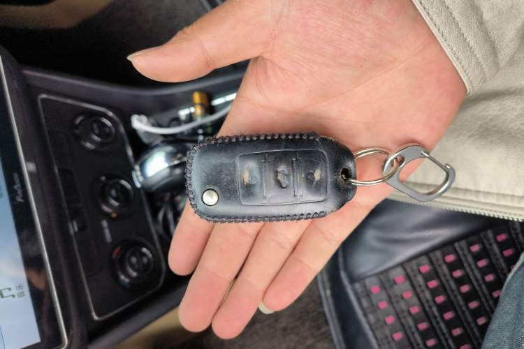 Used Volkswagen Lavida 2017 230TSI DSG Comfort Edition Vehicle Key