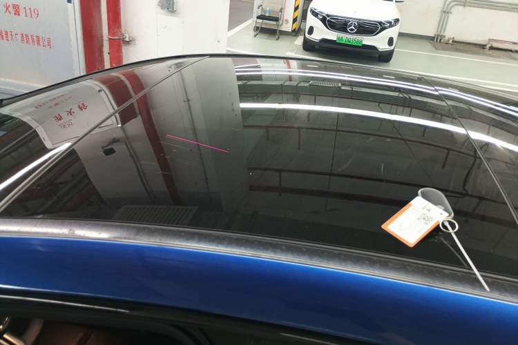 Used Mercedes-Benz EQE 2022 350 First Edition Special Version Roof