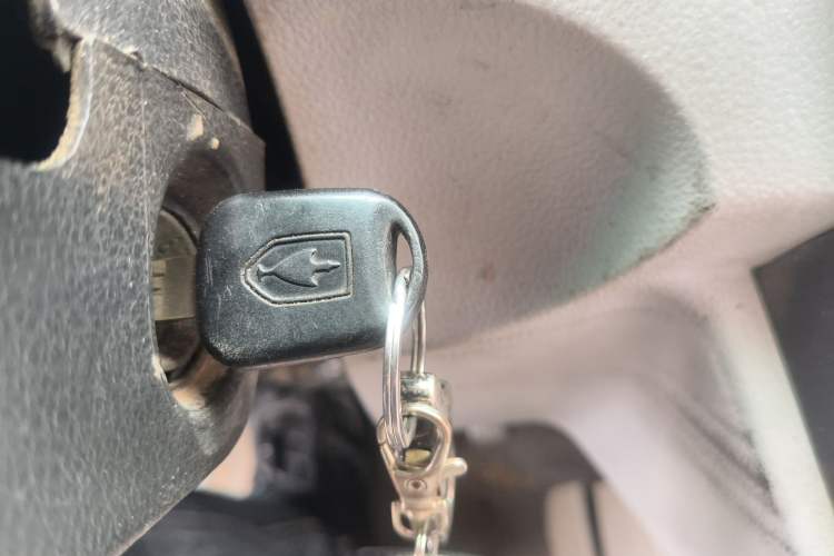 Used Jinbei New Hiace X30L 2016 1.5L Wealth Edition Van DLCG14