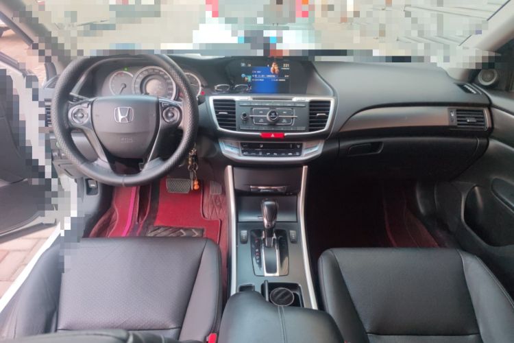 Used Honda Accord 2014 2.0L EX Luxury Edition Center Console