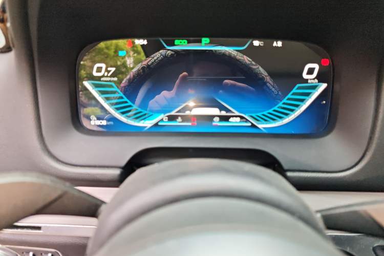 Used BYD Tang 2018 2.0T Automatic SmartConnect Prestige 7-Seater China V Standard Instrument Cluster