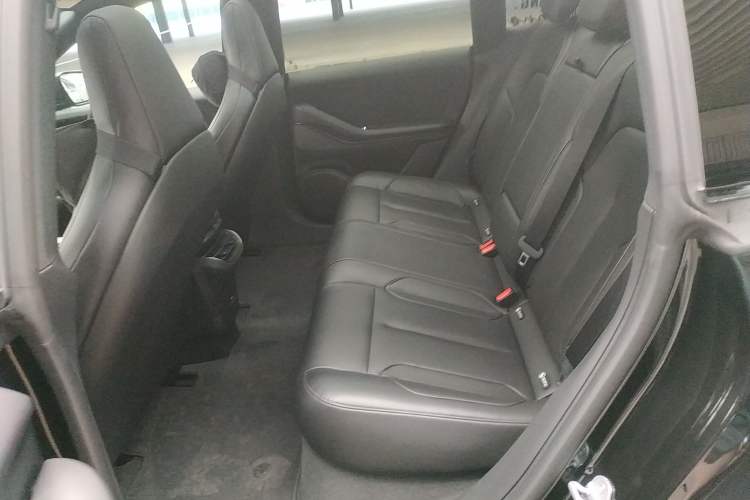 Used Nio ET5T 2023 75 kWh Touring Interior 4