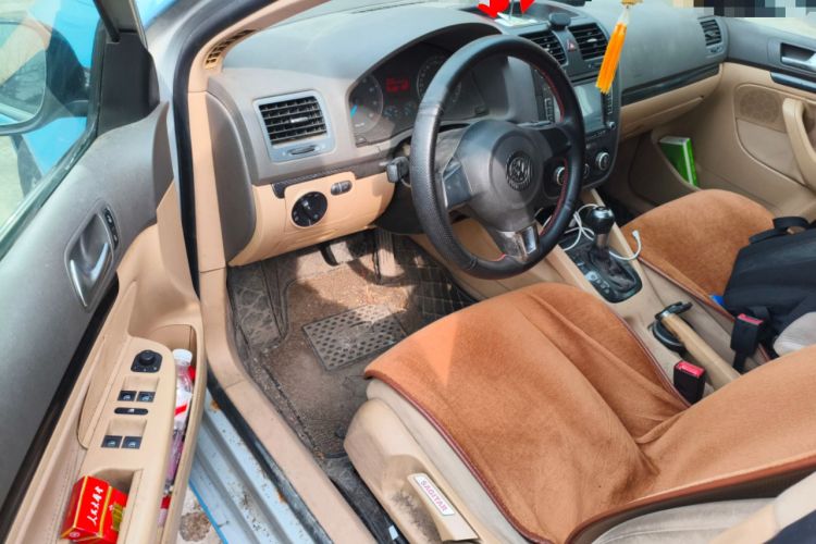 Used Volkswagen Sagitar 2009 1.6L Automatic Comfort Edition Driver Seat