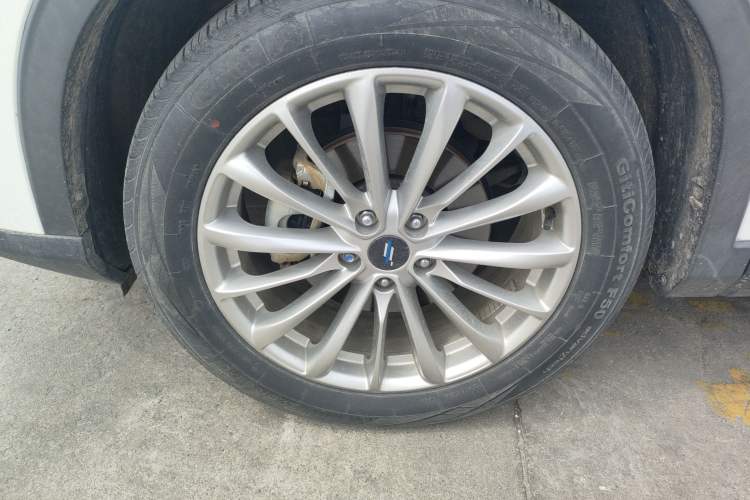 Used CHANGAN OSHAN X7 PLUS 2022 1.5T Blue Whale Edition Automatic Prestige Version Exterior 4